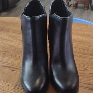 MICHAEL Michael Kors Black Ankle Boots